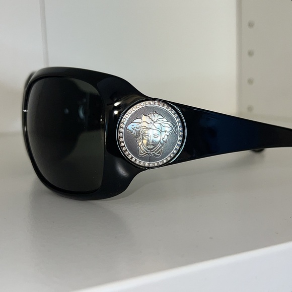 Versace Accessories - Versace sunglasses
